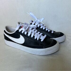 nike court legacy low tops